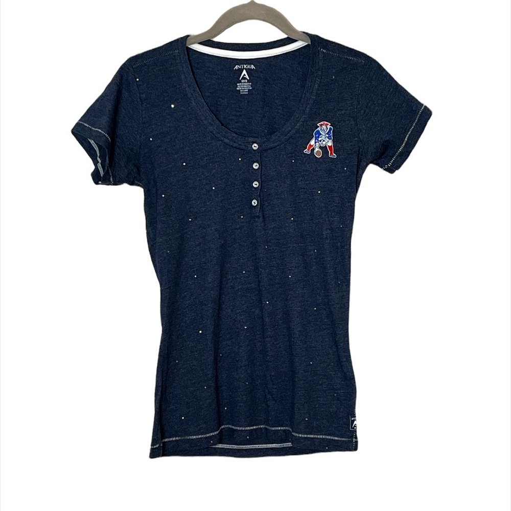 Women's Short Sleeve Patriots V-Neck T-Shirt with Rhinestones, Size Small